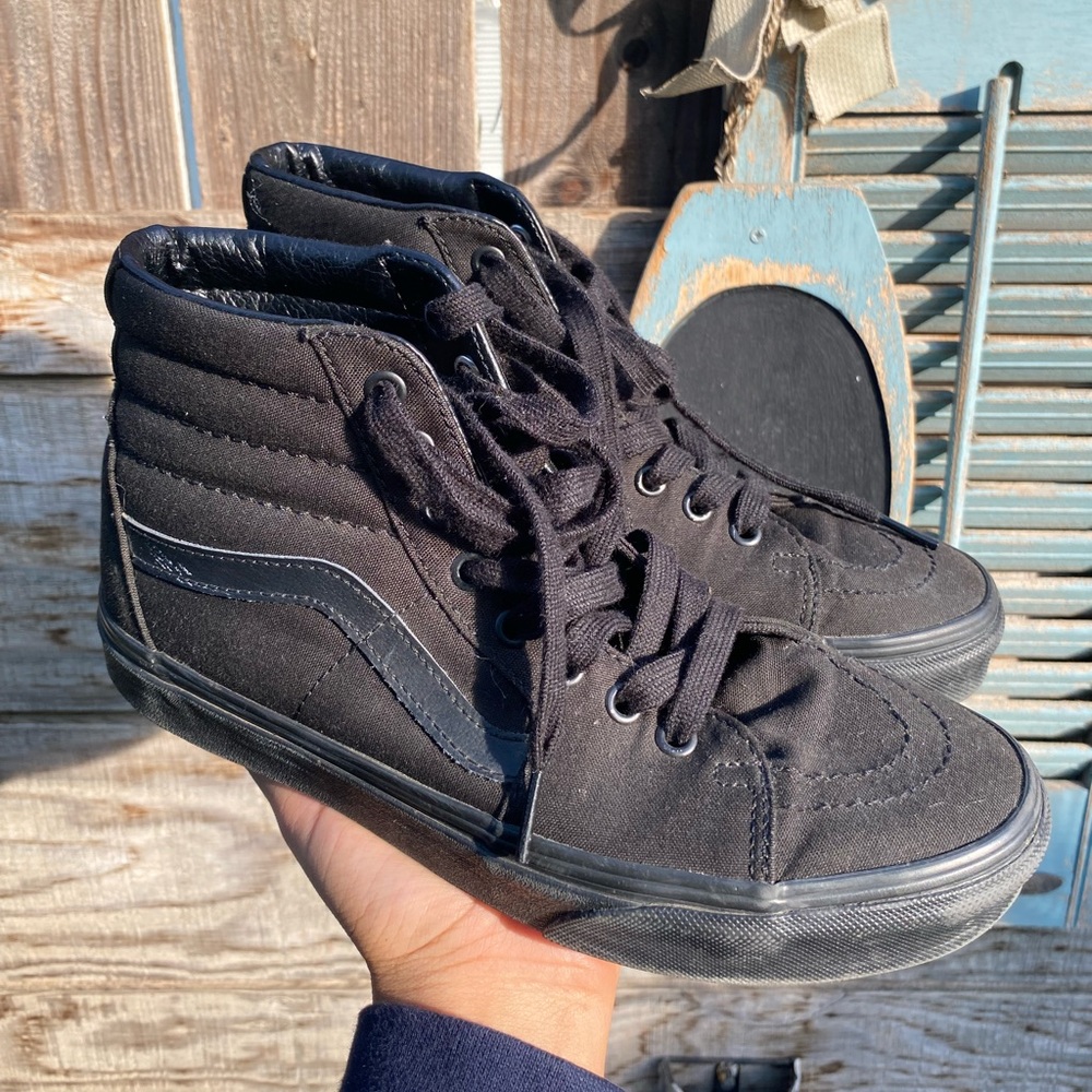 Black vans